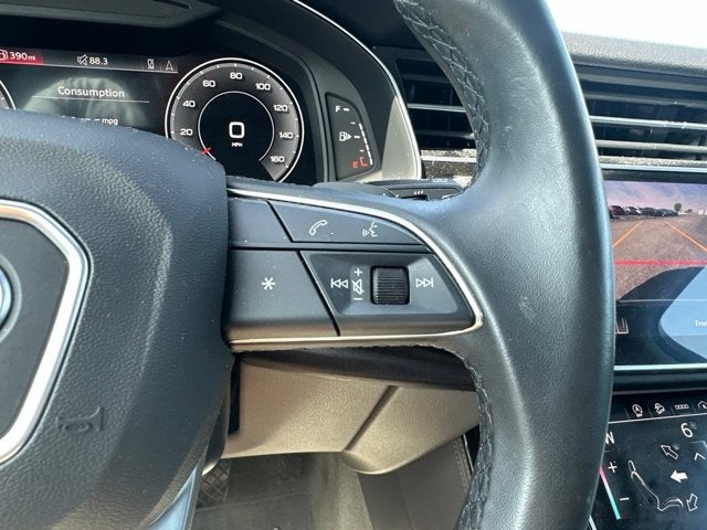 2023 Audi Q7 45 Premium Plus