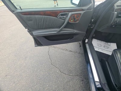 2002 Mercedes-Benz E-Class E 320