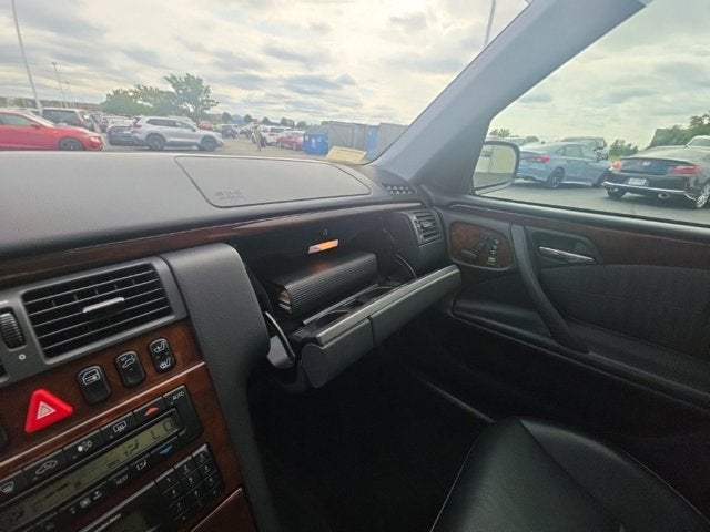 2002 Mercedes-Benz E-Class E 320