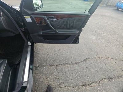 2002 Mercedes-Benz E-Class E 320