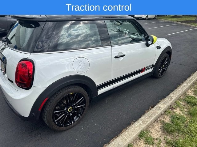 2024 MINI Cooper SE Electric Signature