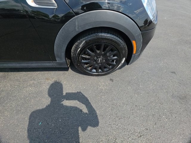 2017 MINI Cooper Base