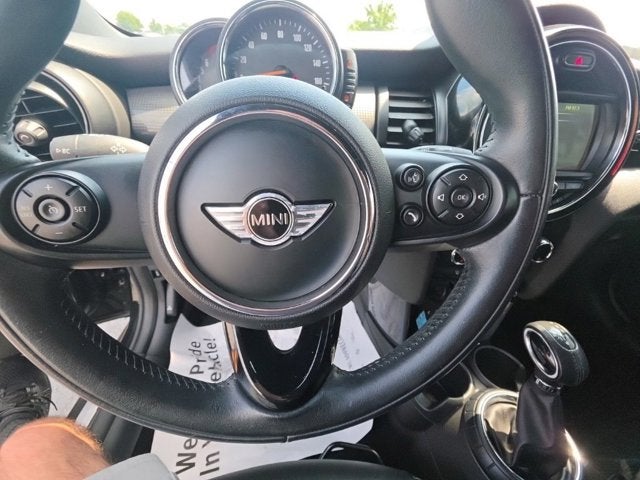 2017 MINI Cooper Base