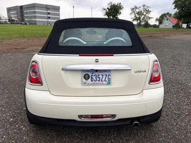 2011 MINI Cooper Base