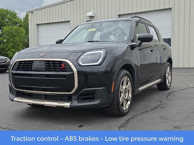 2025 MINI Cooper S Countryman Signature Plus