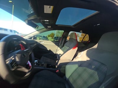 2022 Volkswagen Golf GTI 2.0T SE