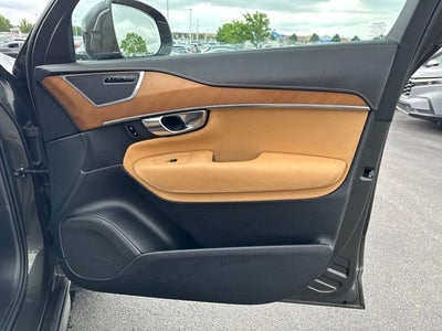 2018 Volvo XC90 T6 Inscription