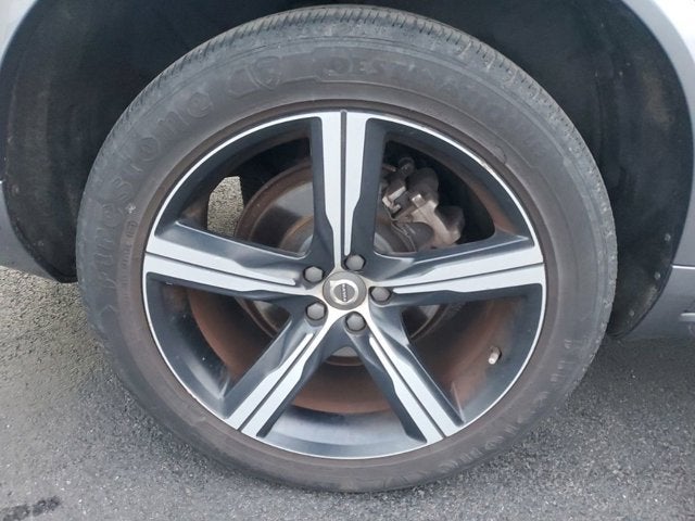 2016 Volvo XC90 T6 R-Design