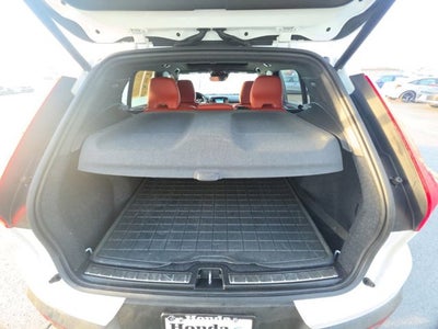2019 Volvo XC40 T4 Inscription