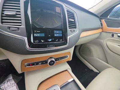 2021 Volvo XC90 Recharge Plug-In Hybrid T8 Inscription Expression 7 Passenger