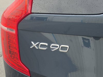 2021 Volvo XC90 Recharge Plug-In Hybrid T8 Inscription Expression 7 Passenger