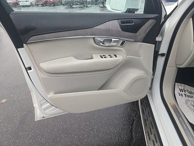 2023 Volvo XC90 Recharge Plug-In Hybrid Ultimate