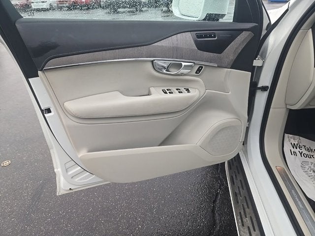 2023 Volvo XC90 Recharge Plug-In Hybrid Ultimate