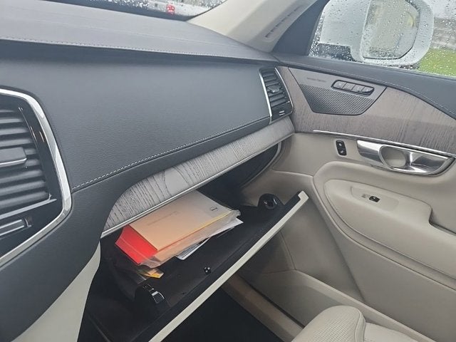 2023 Volvo XC90 Recharge Plug-In Hybrid Ultimate