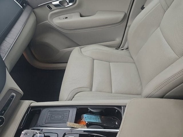 2023 Volvo XC90 Recharge Plug-In Hybrid Ultimate