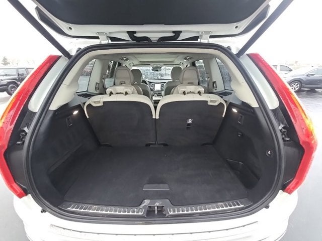 2023 Volvo XC90 Recharge Plug-In Hybrid Ultimate