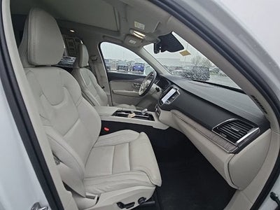 2023 Volvo XC90 Recharge Plug-In Hybrid Ultimate