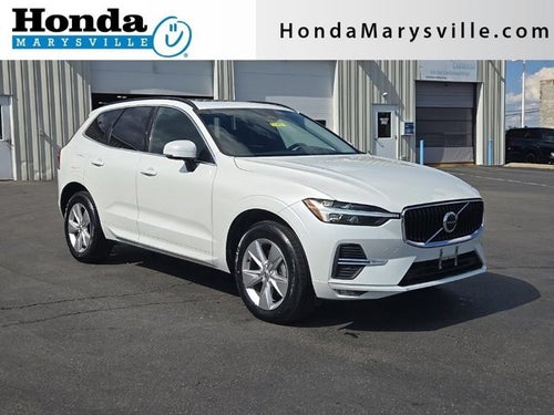 2022 Volvo XC60 B5 Momentum