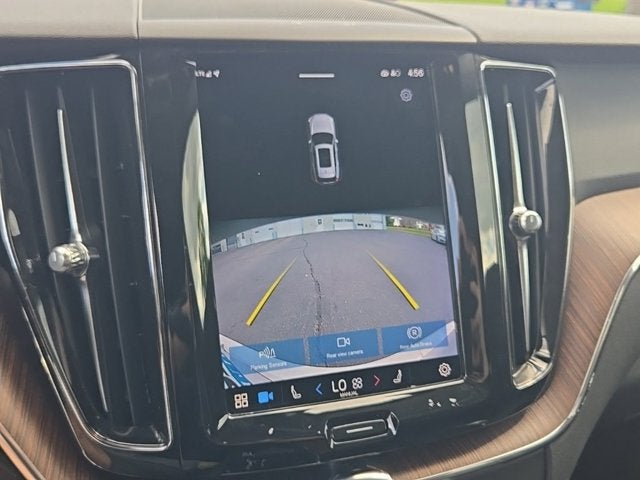 2022 Volvo XC60 B5 Momentum