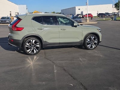 2023 Volvo XC40 Ultimate