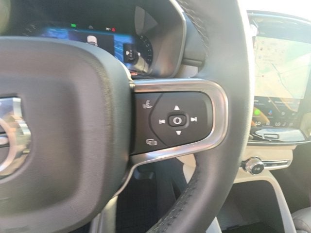 2023 Volvo XC40 Ultimate