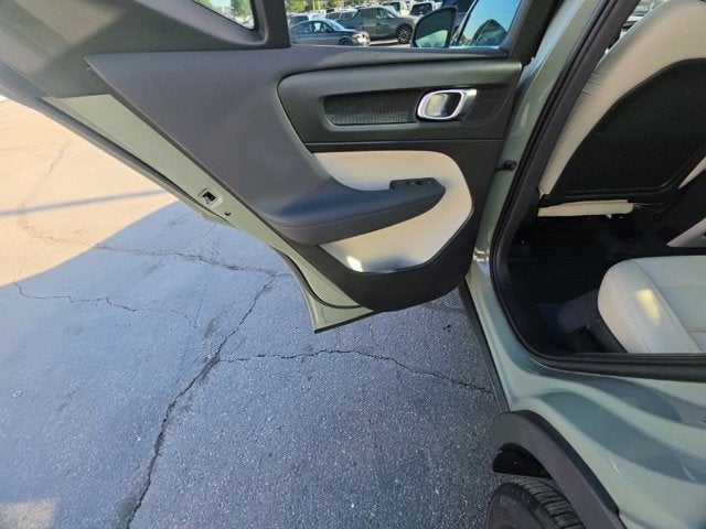 2023 Volvo XC40 Ultimate