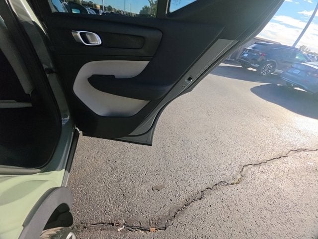 2023 Volvo XC40 Ultimate