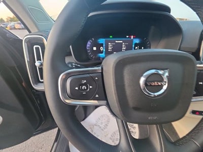 2024 Volvo XC40 B5 Plus Bright Theme