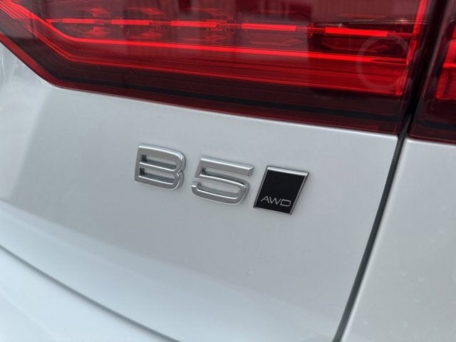 2025 Volvo V60 Cross Country B5 Ultra