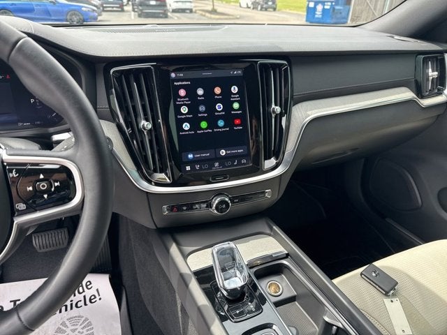 2025 Volvo V60 Cross Country B5 Ultra