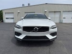 2025 Volvo V60 Cross Country B5 Ultra