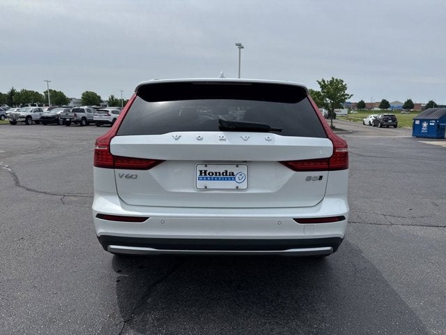 2025 Volvo V60 Cross Country B5 Ultra