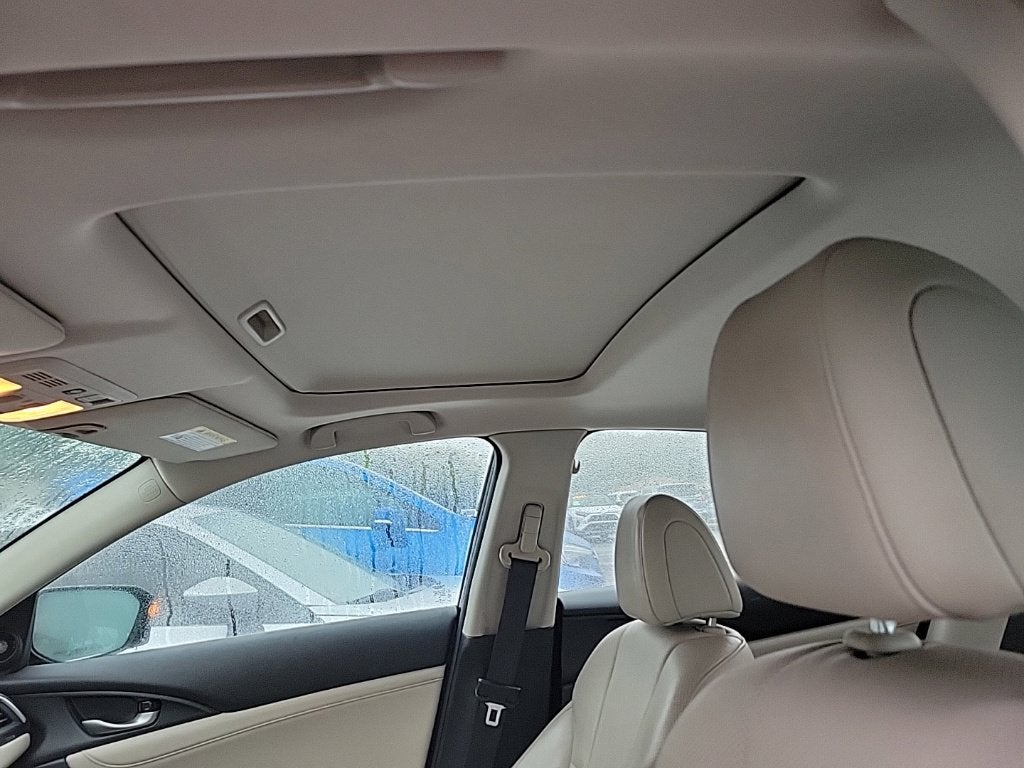 2019 Honda Insight Touring