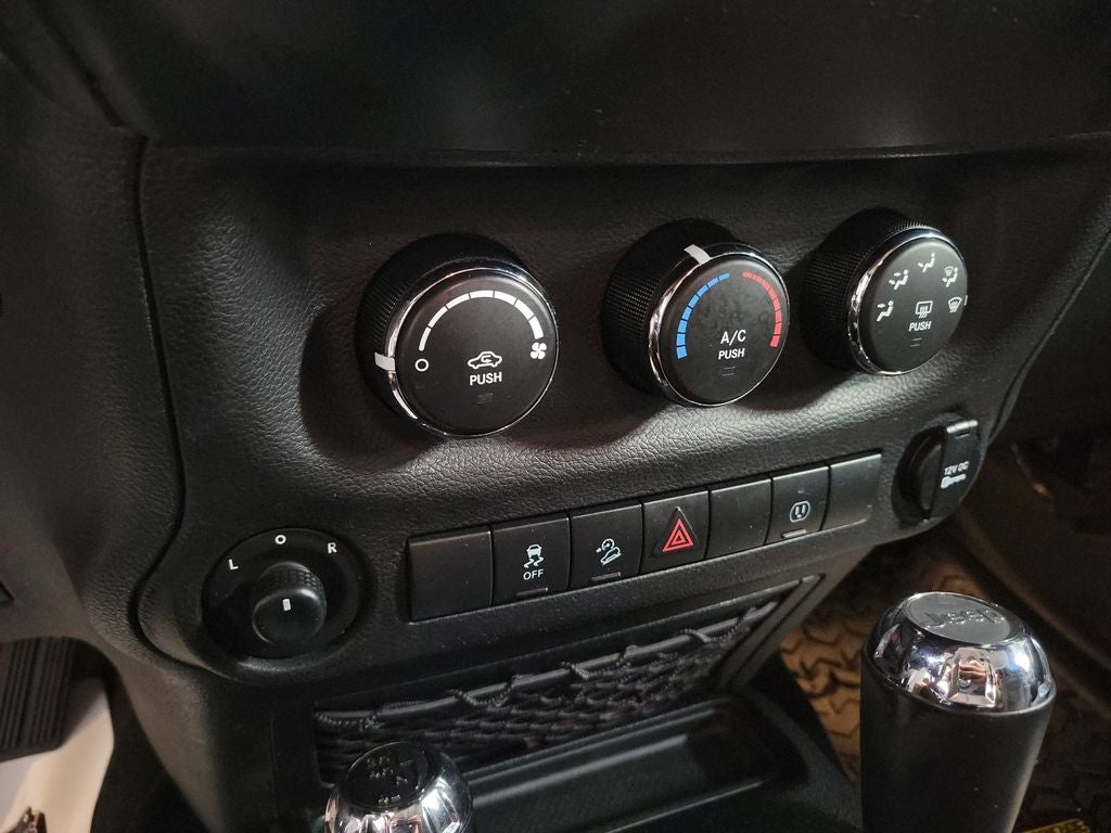 2017 Jeep Wrangler Sahara