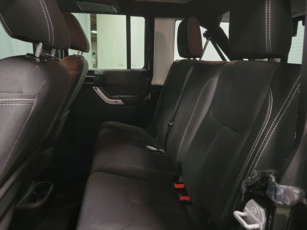 2017 Jeep Wrangler Unlimited Sahara
