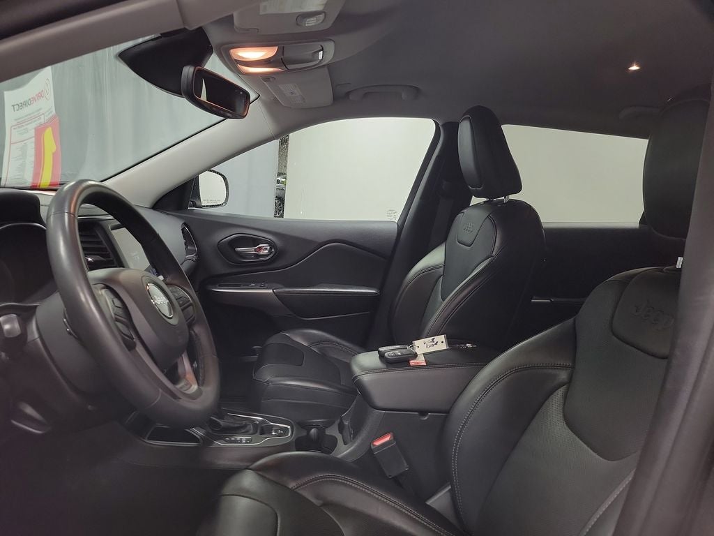 2022 Jeep Cherokee Latitude Lux