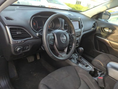 2020 Jeep Cherokee Latitude