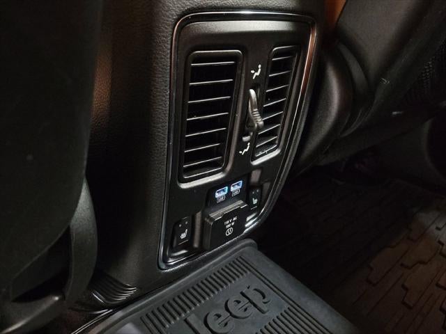 2016 Jeep Grand Cherokee SRT