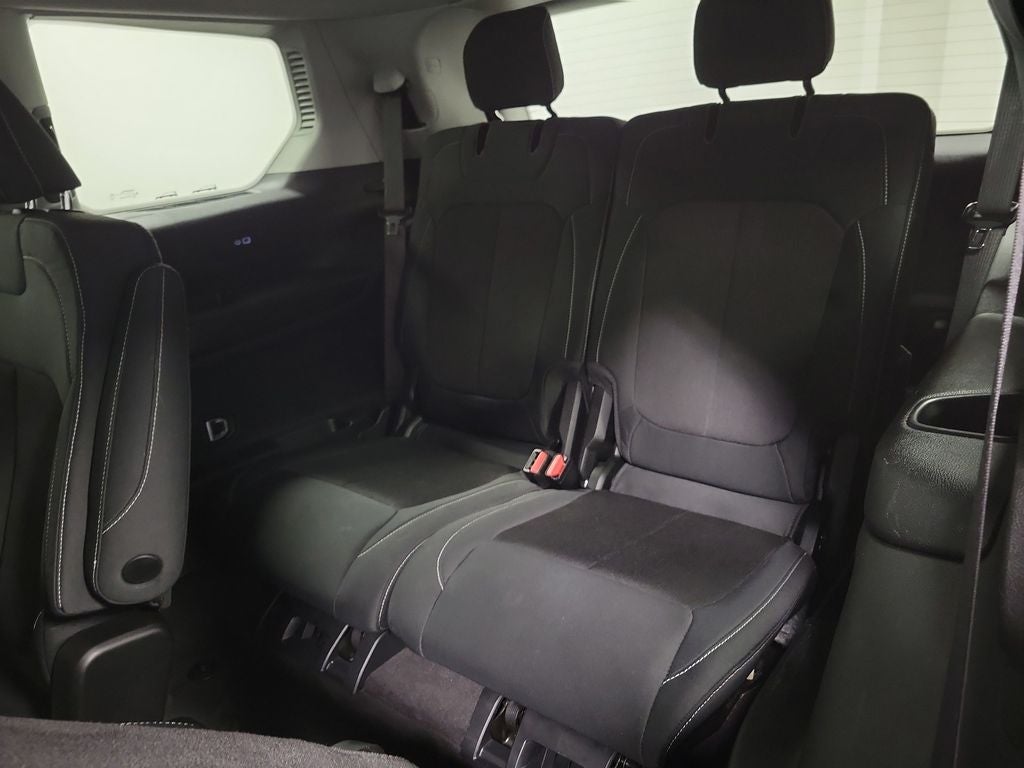 2021 Jeep Grand Cherokee L Laredo