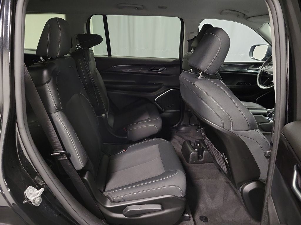 2021 Jeep Grand Cherokee L Laredo