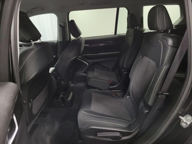 2021 Jeep Grand Cherokee L Laredo