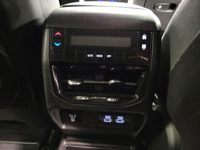 2021 Jeep Grand Cherokee L Laredo