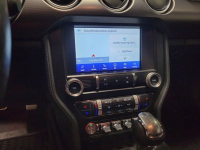 2022 Ford Mustang EcoBoost