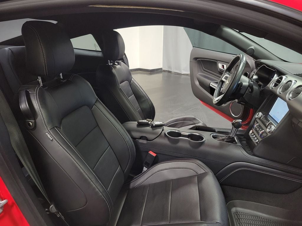 2022 Ford Mustang EcoBoost