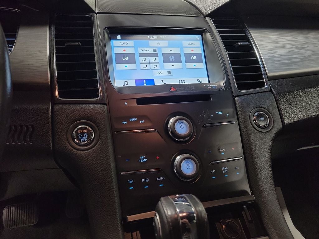 2018 Ford Taurus SEL