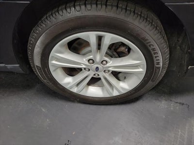 2018 Ford Taurus SEL