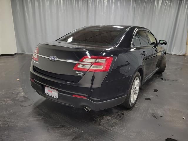 2018 Ford Taurus SEL