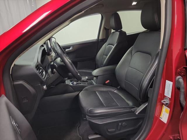 2020 Ford Escape Titanium Hybrid