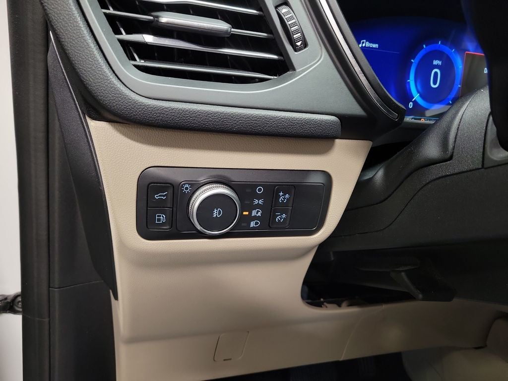 2022 Ford Escape Titanium Hybrid