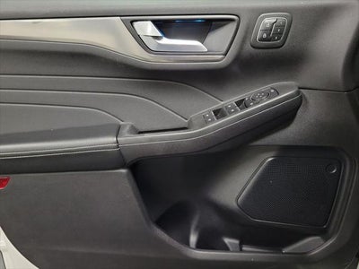 2022 Ford Escape Titanium Hybrid